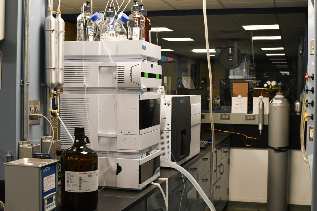 pfas-2-1 Laboratory equipment at the Water Quality Lab with tubes and small containers on top.